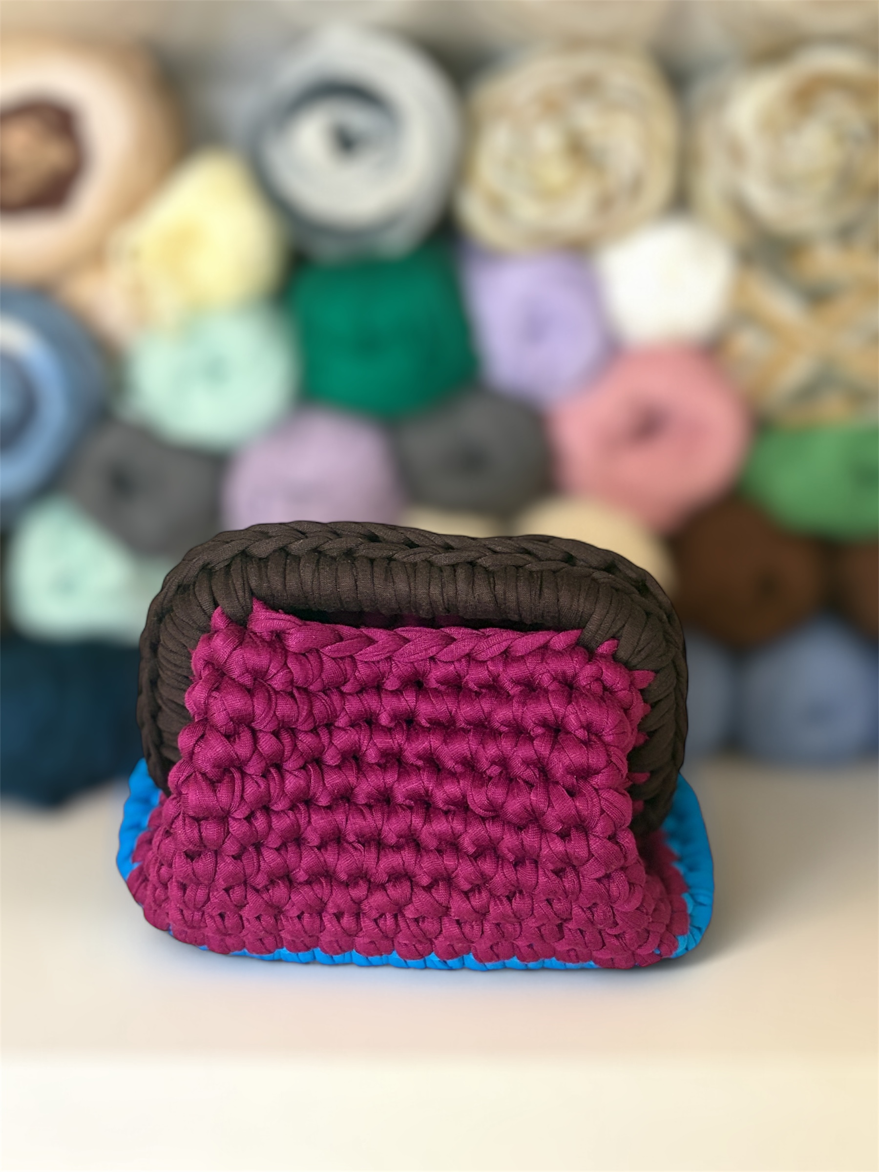 Clutch (colour block)