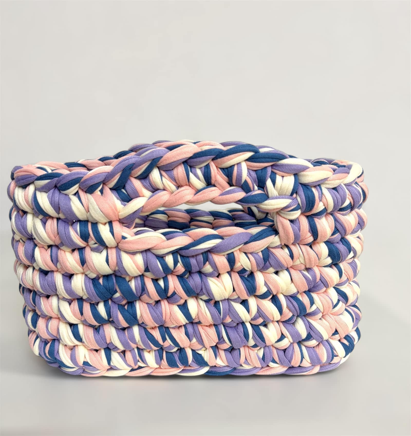 May (Lilacs) — handmade crochet bags in the UAE